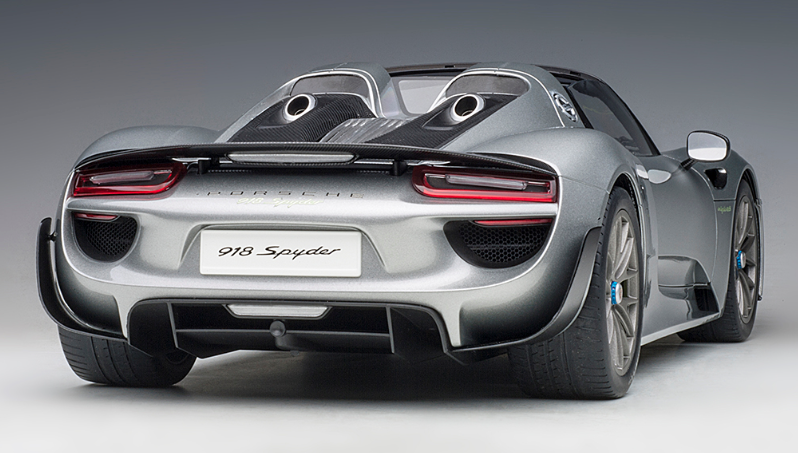 AUTOart 1/12 Porsche 918 Spyder Silver