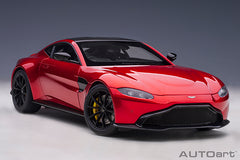 AUTOart 1/18 A/Martin Vantage Red