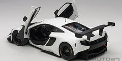 AUTOart 1/18 McLaren 650S GT3 Whi