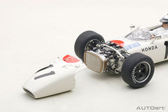 AUTOart 1/18 '65 Honda RA272 #11 Ginth