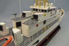 Dumas 39" 1/48 US Coast Guard Cutter