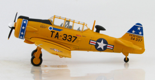 Hobby Master 1/72 T-6G Texan: 75th FIS