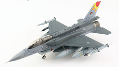 Hobby Master 1/72 F-16V: w/AGM-154 missiles