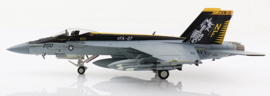 Hobby Master 1/72 F/A18E: 'Royal Maces'