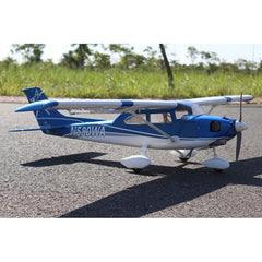 Cessna 182 Skylane 69"wingspan .46 or 10cc Pearl Blue 0.08m3 by Seagull